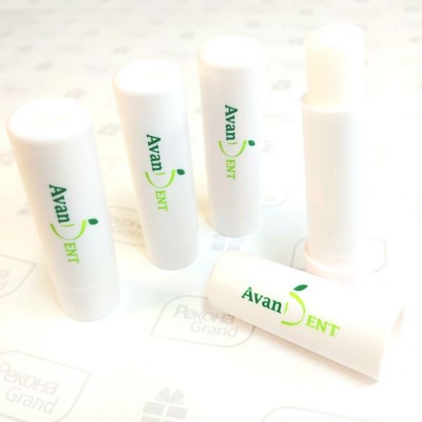Помады с логотипом AvanDent