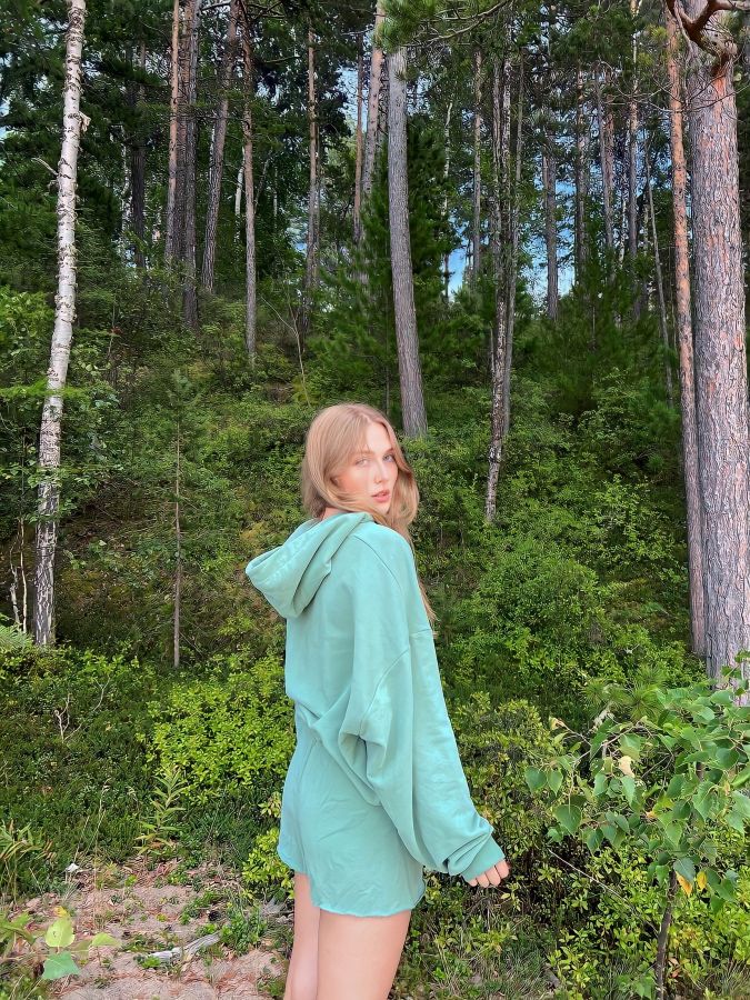 Шорты бесшовные полынь