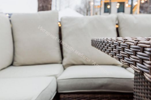 Комплект ZORRO (диваны + пуфы + стол со стеклом) с подушками, ротанг искусственный, Коричневый