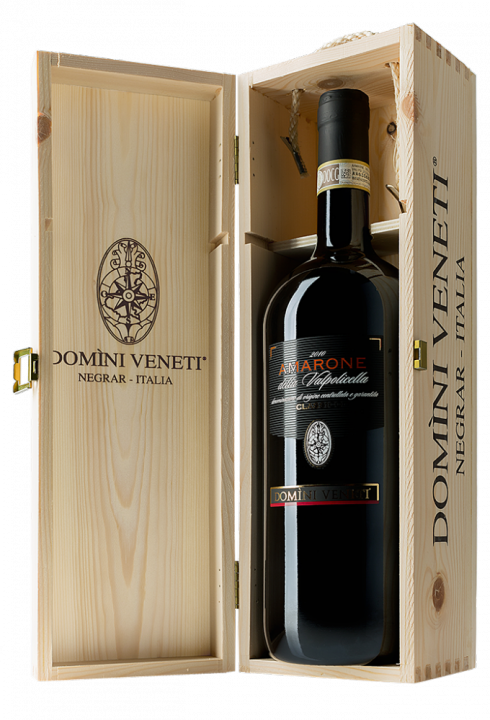 Domini Veneti Amarone della Valpolicella Classico (wooden giftbox), 3 л., 2015 г.