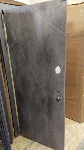 Входная дверь Лабиринт LOFT 30 Белый софт рельеф