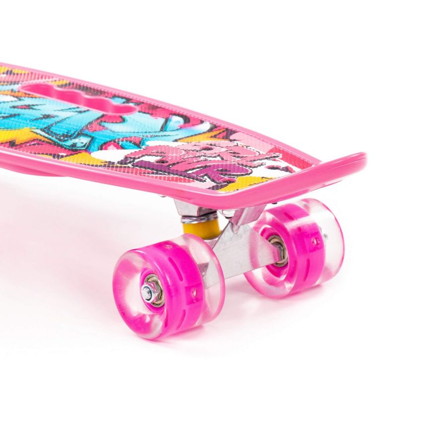 Доска роликовая (59 см) (малиновая) с наклейкой и малиновыми колёсами