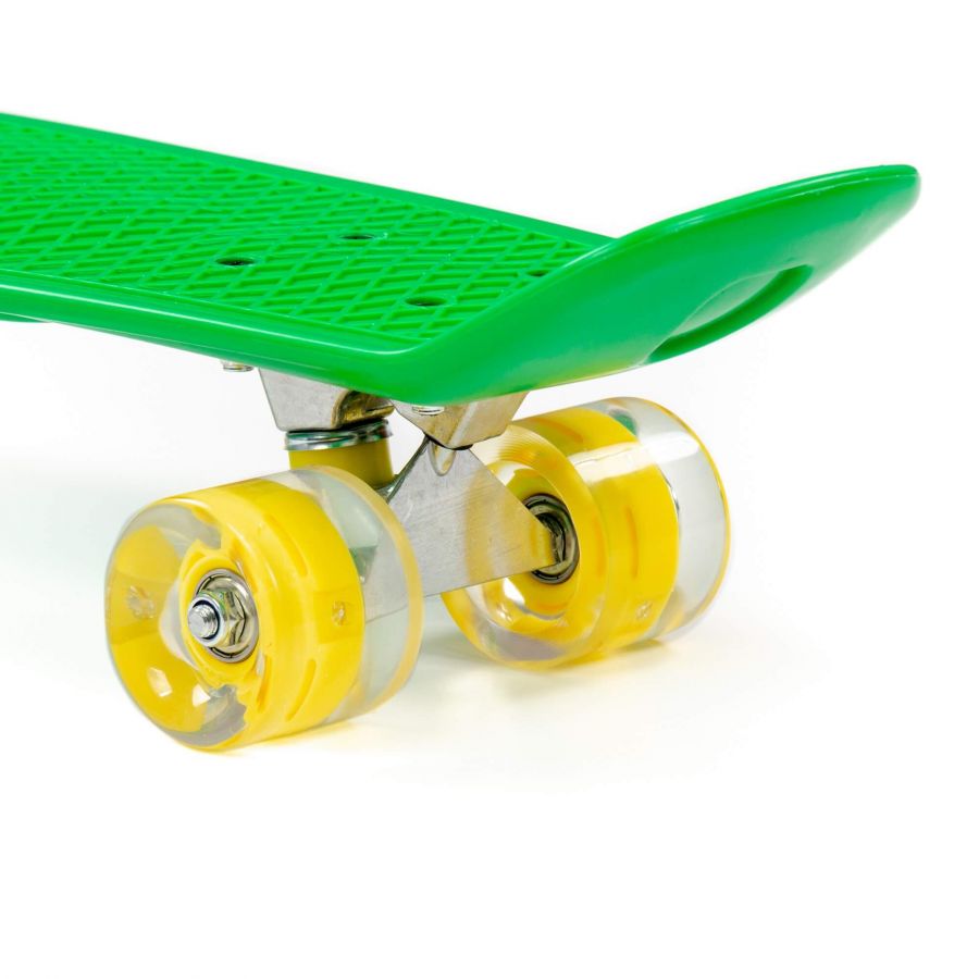 Доска роликовая (66 см) (зелёная) с жёлтыми колёсами