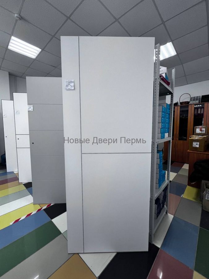 Дверь Графика-3 Белый Vinyl черная и белая кромка