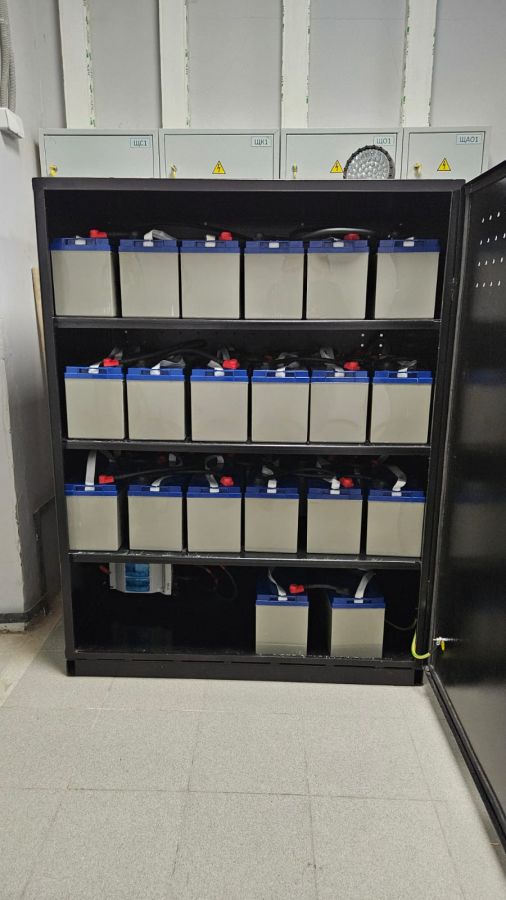 Батарейный шкаф 1150×750×1500 мм – металлический, напольный, защитный