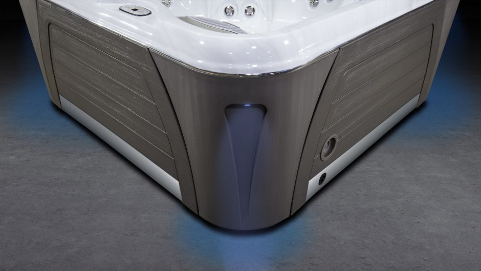 Бассейн Hydropool Serenity 6800 -  50 форсунок на шесть человек 216х216 ФОТО