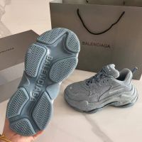 Кроссовки BALENCIAGA TRIPLE S Premium
