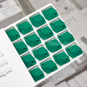 Матовые Пластиковые Пришивные Стразы Esmeralda Космик 16*21 мм