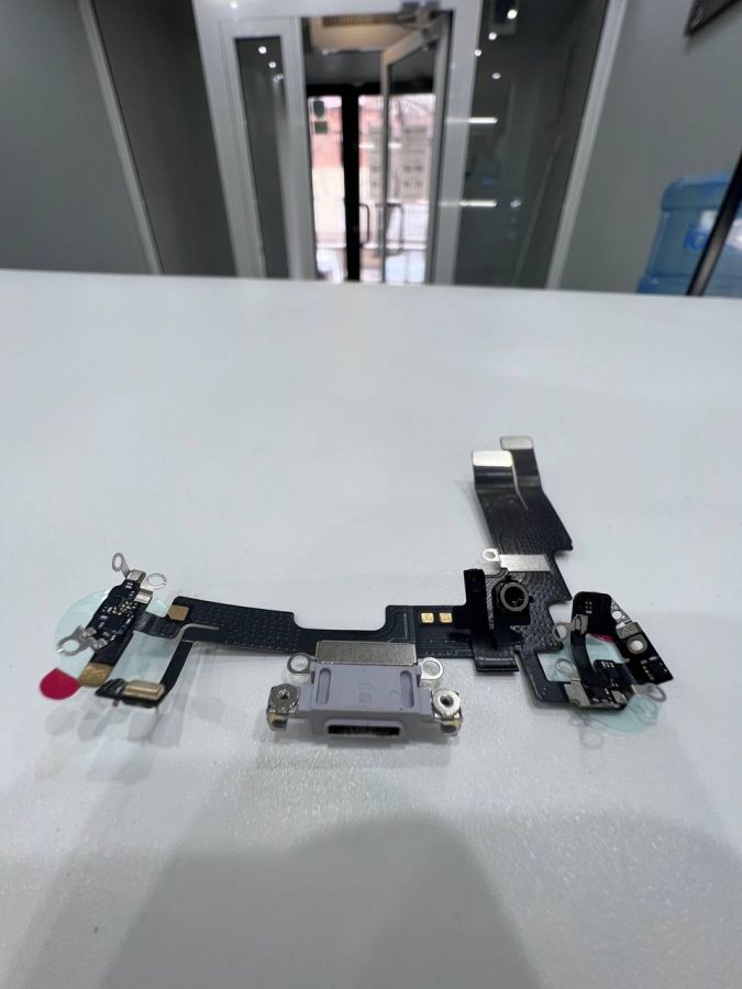 Apple iPhone 14 нижний шлейф с разъёмом зарядки оригинал с разбора (снятый) белый