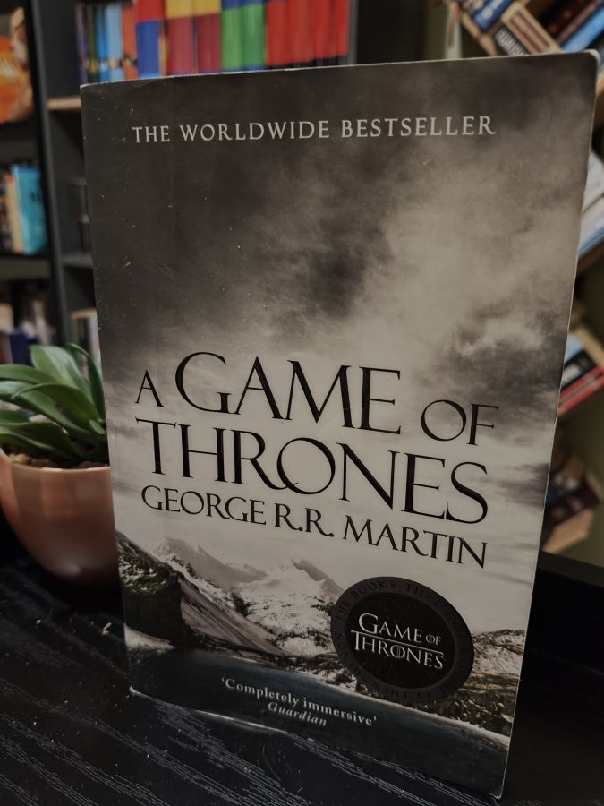 A game of thrones by George R.R. Martin