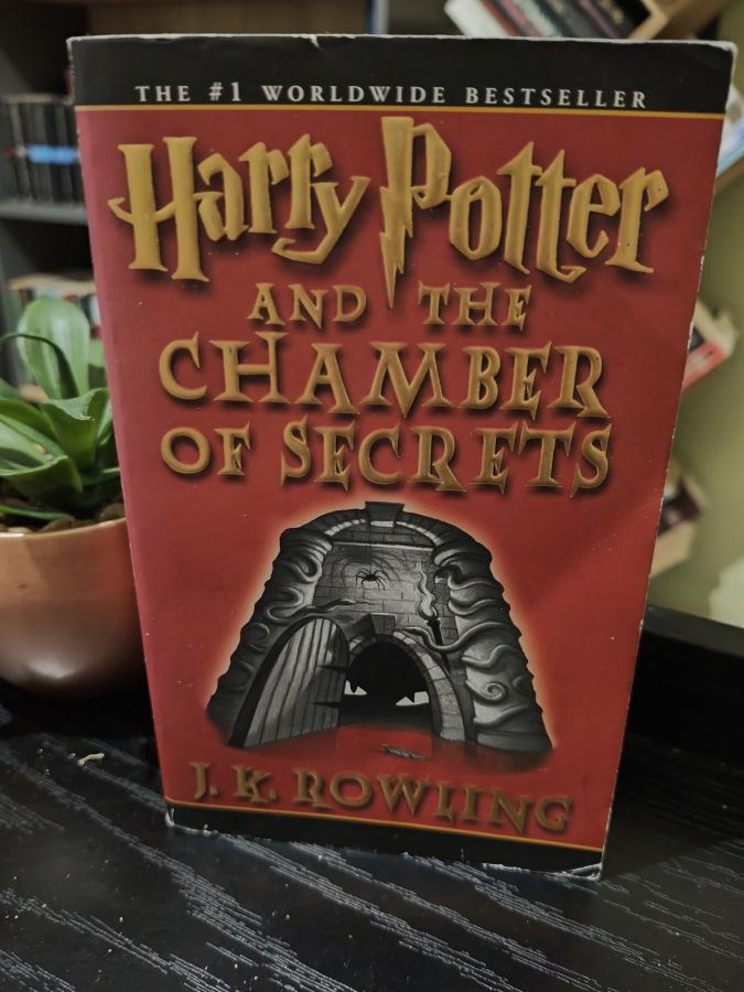 Harry Potter and the chamber of secrets mass market edition