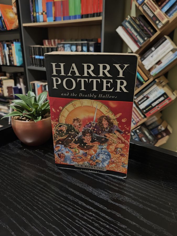 Harry Potter and the deathly hallows британское издание редкое!