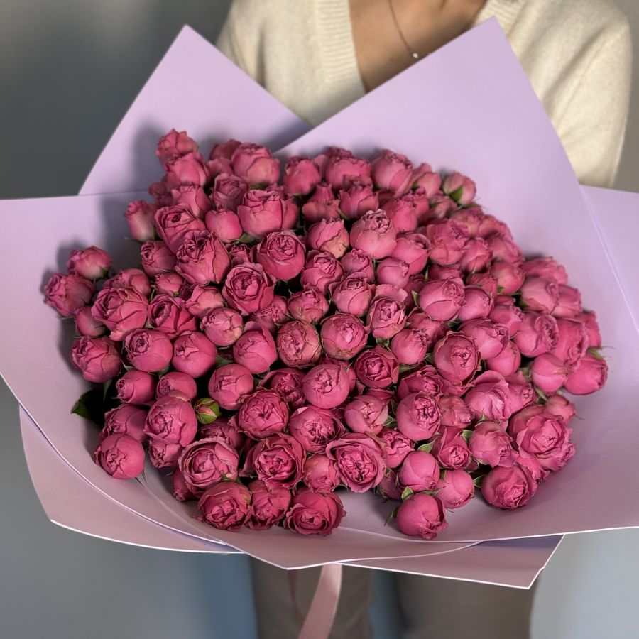 Букет из 51 пионовидной кустовой розы