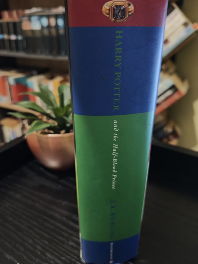 Harry Potter and the half-blood Prince первый тираж