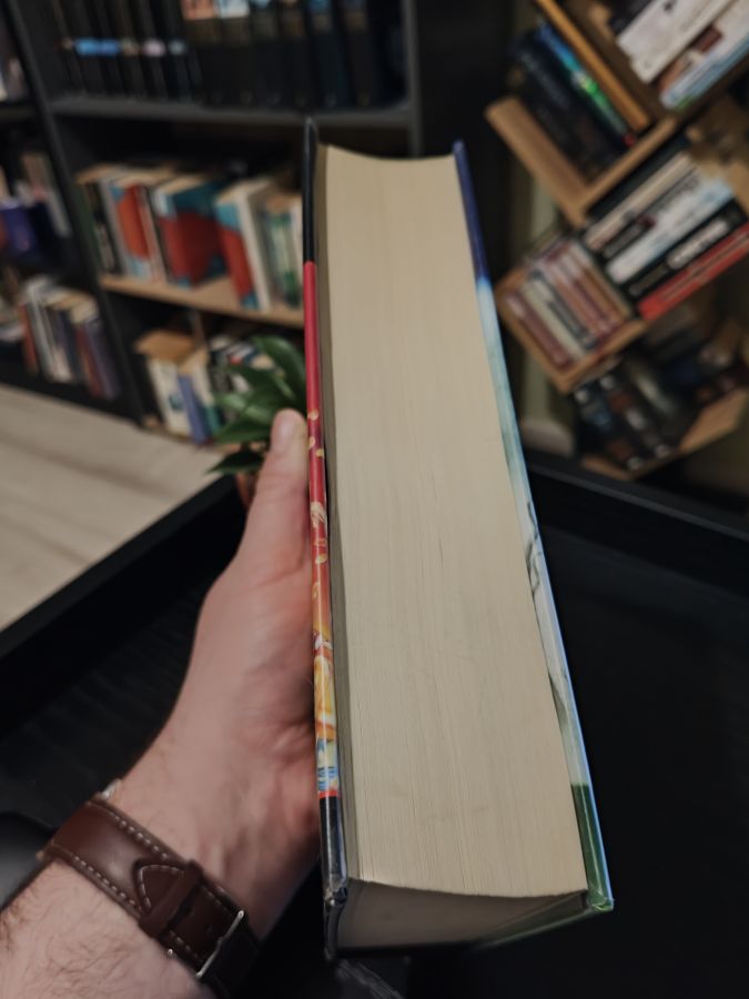 Harry Potter and the deathly hallows британское издание