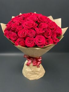 Букет из 51 красной розы
