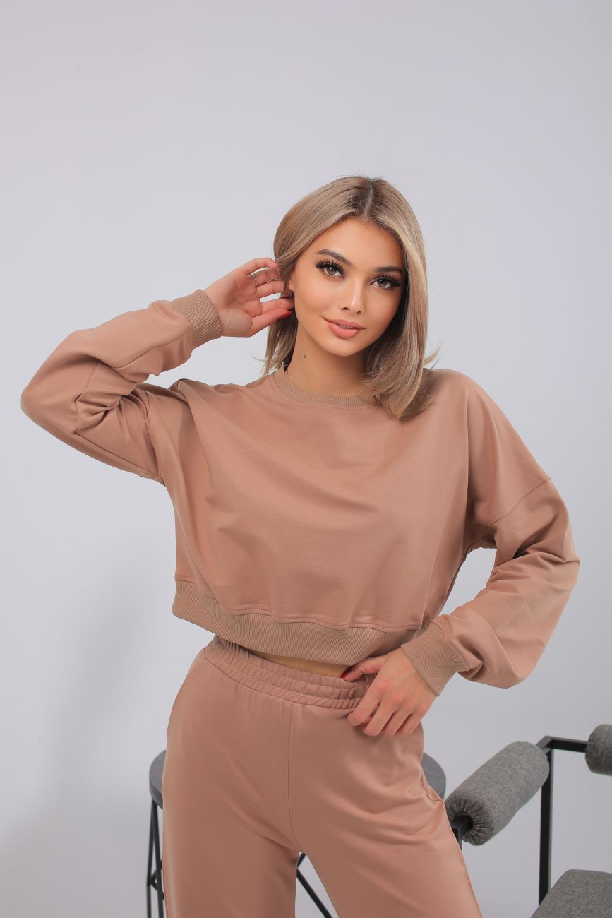 Костюм короткий бежевый