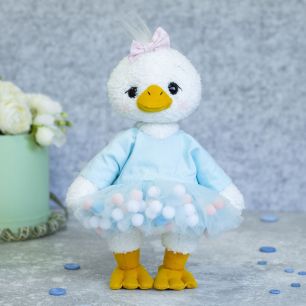 Набор для пошива текстильной игрушки - Утенок (девочка в голубом)