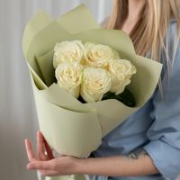 5 белых роз Эквадор (сорт Мондиаль)