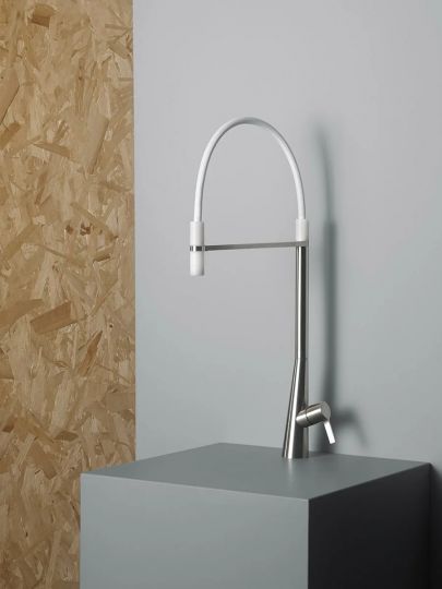 Смеситель для кухонной мойки Quadro design Kitchen Inox 367 AS с белым шлангом схема 2 Смеситель для кухонной мойки Quadro design Kitchen Inox 367 AS с белым шлангом схема 2