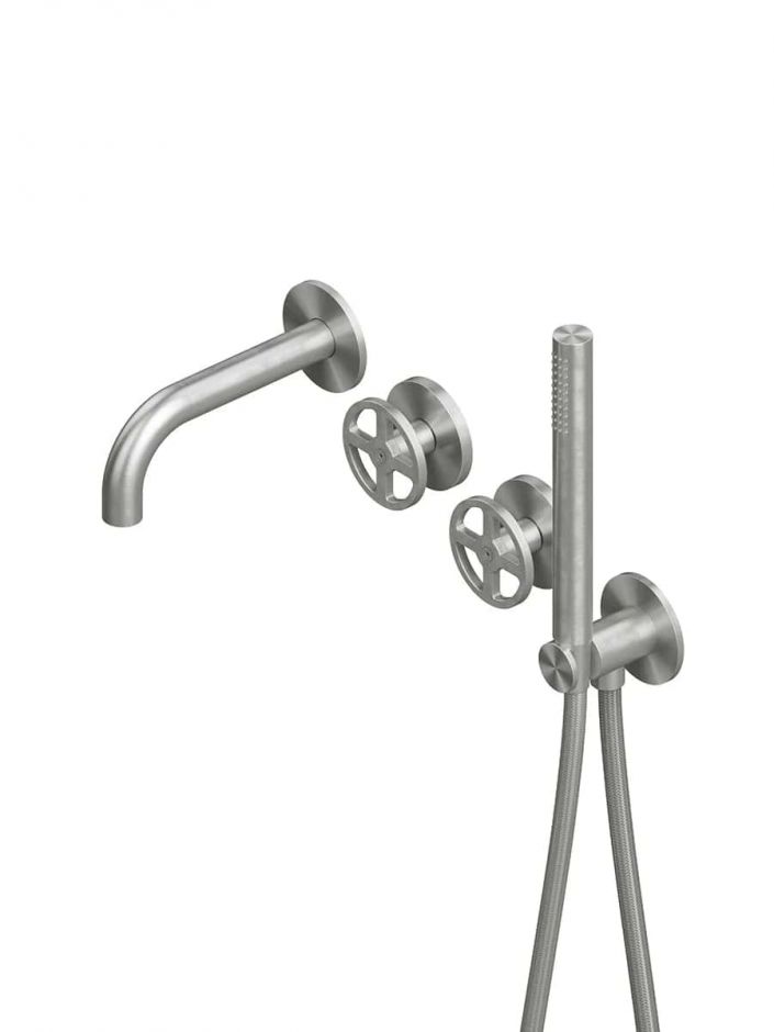 Изображение Смеситель для ванны и душа Quadro design Valvola02 20 69 настенный