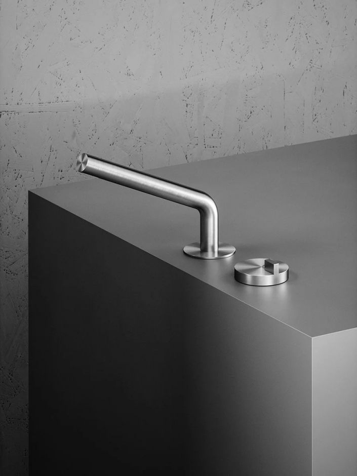 Смеситель для раковины Quadro design Q 18 31 встраиваемый ФОТО