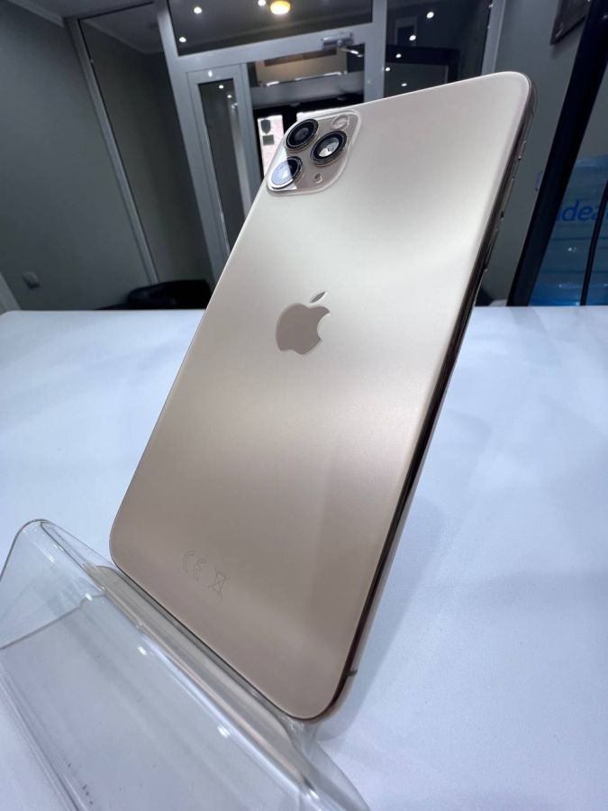 Apple iPhone корпус 11 pro max в сборе со шлейфами, стеклом камеры оригинал с разбора (снятый) мелкие потертости на рамке золотой