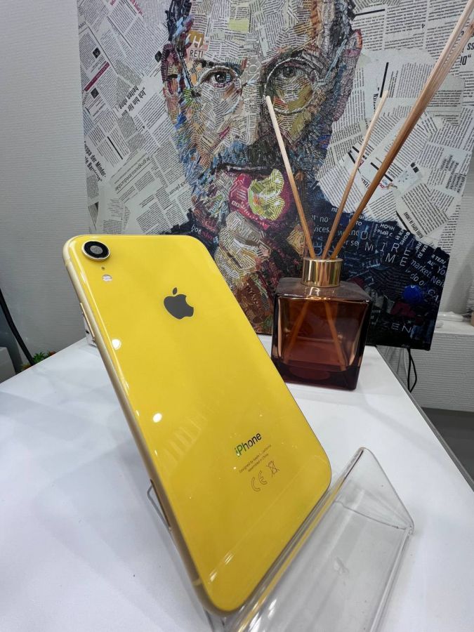 Apple iPhone корпус XR сборе со шлейфами, стеклом камеры оригинал с разбора (снятый) мелкие потертости жёлтый