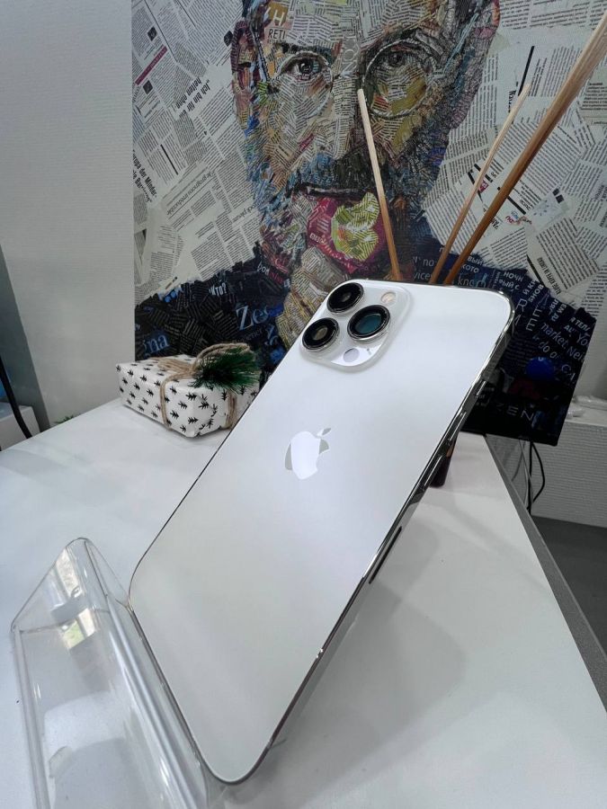Apple iPhone корпус 13 pro  сборе со шлейфами, стеклом камеры оригинал с разбора (снятый) идеал белый