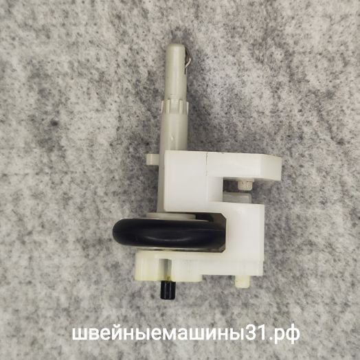 Моталка Brother XL5500; 5600; 5700; Prestige и др. Высота шпинделя от основания резинового кольца 46 мм; диаметр резинового кольца 30 мм. (уценка - пожелтевший пластик)      Цена 650 руб.