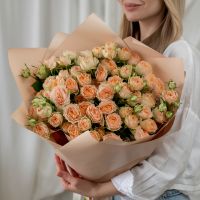 15 кустовых бежевых роз