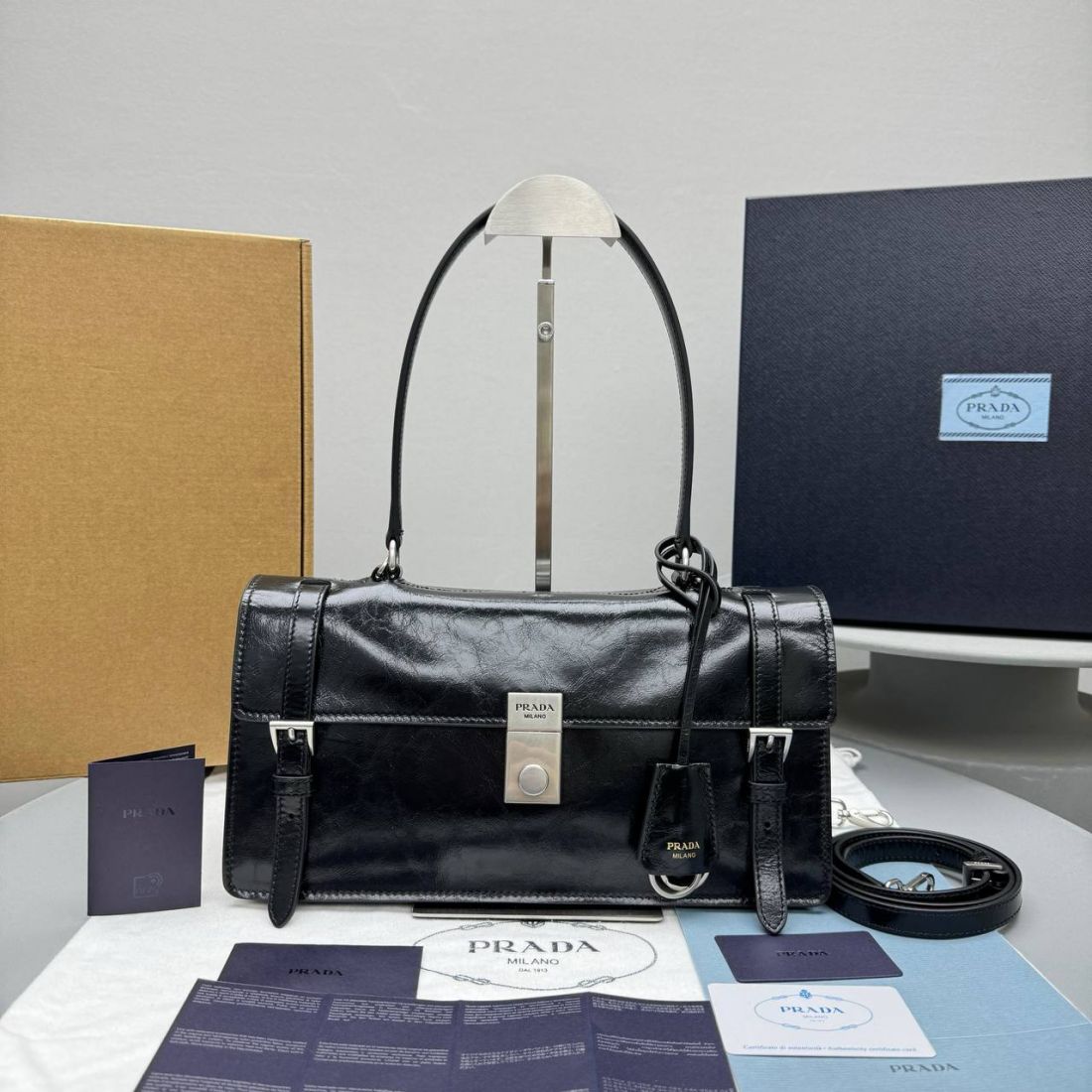 PRADA 32x17x11 cm