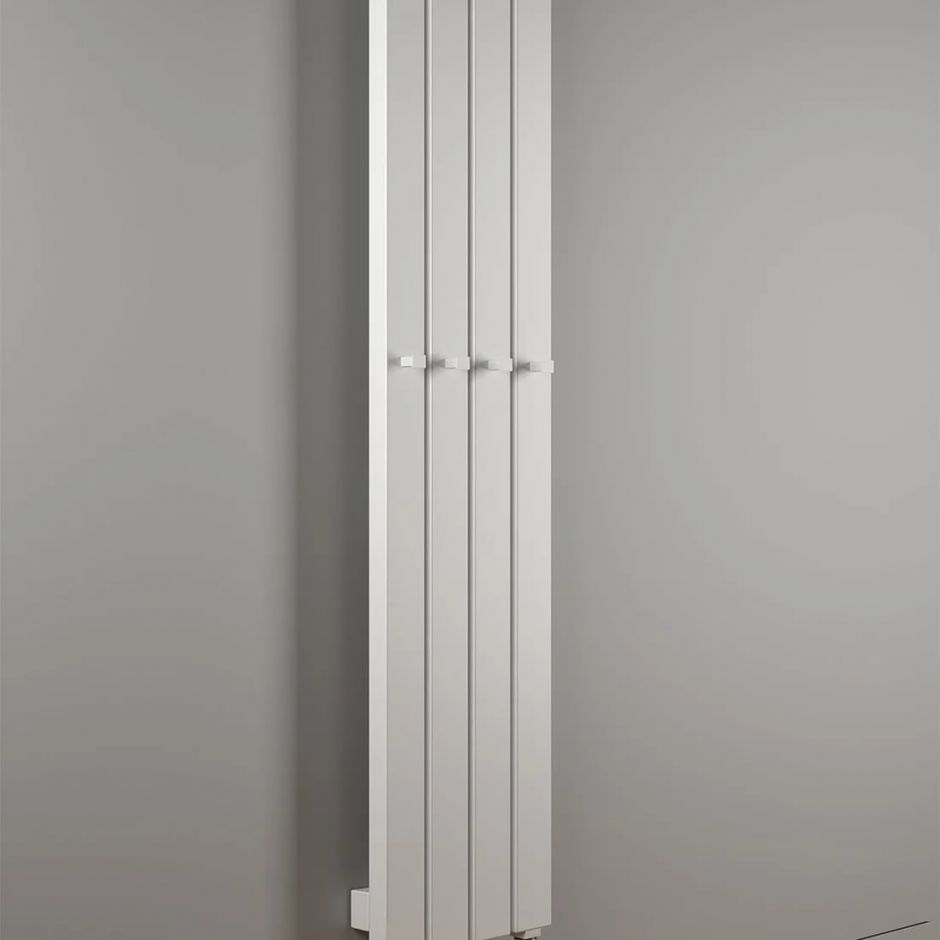 Изображение Полотенцесушитель нержавеющая сталь Broner Moot Long Bath MLBS.60.013.180.0000 водяной 30х60 130 мм