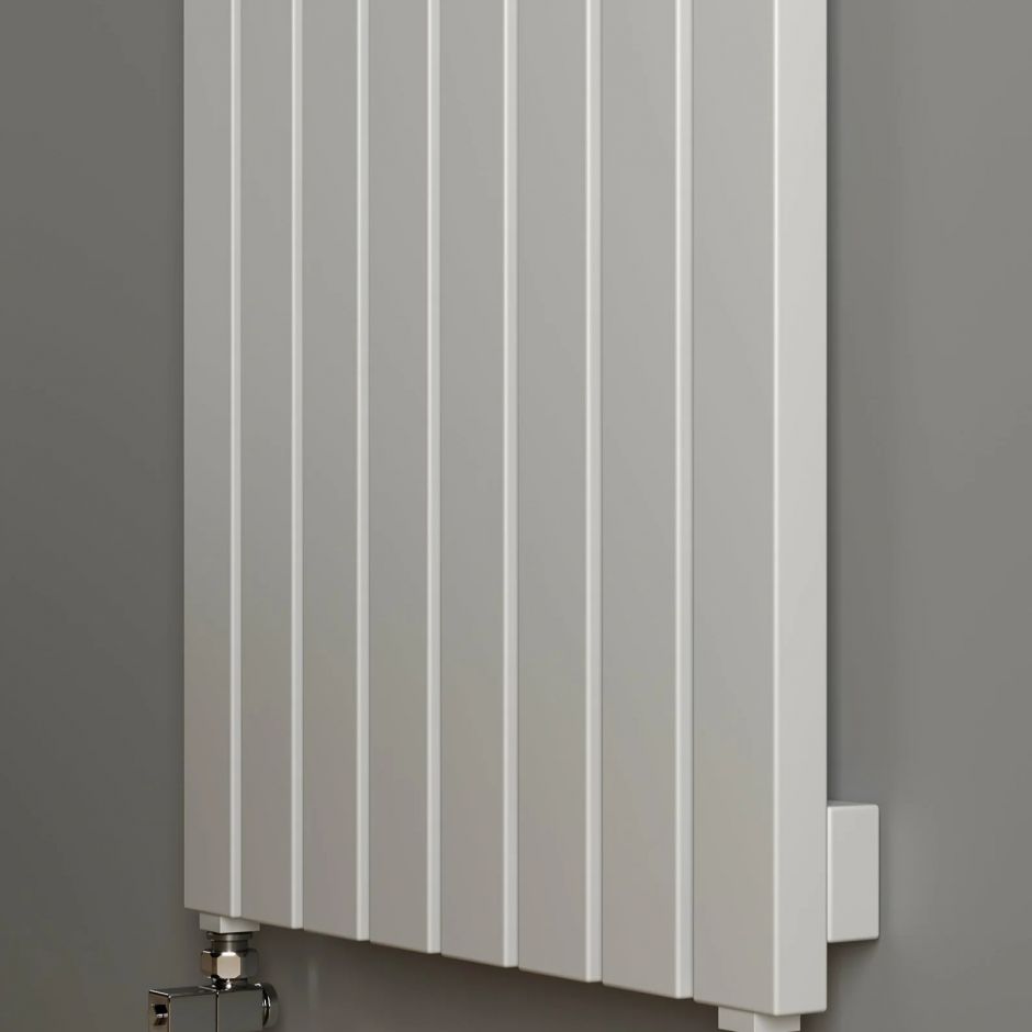 Изображение Полотенцесушитель электрический Broner Moot Long Bath MLBS.EL.60.013.180.0000 30х60 нержавеющая сталь 130 мм