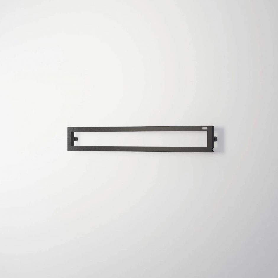 Изображение Полотенцесушитель электрический Broner Mono V MN.EL.025.100.0000 вертикальный 250 мм