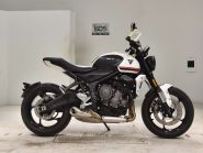 TRIUMPH TRIDENT660
