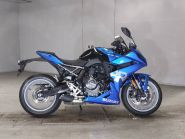 SUZUKI GSX-8R