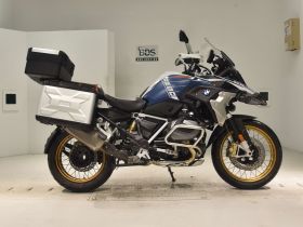 BMW R1250GS