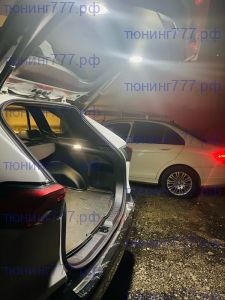 Плафоны подсветки в обшивку двери багажника Рав4 хА50