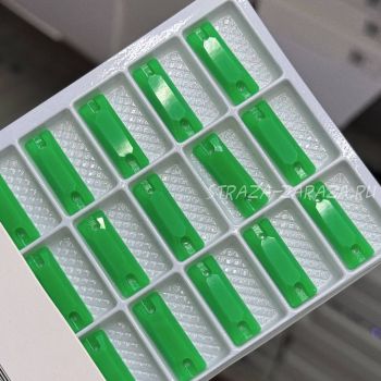 Глянцевые Пластиковые Пришивные Стразы Green Багет 9*21 мм