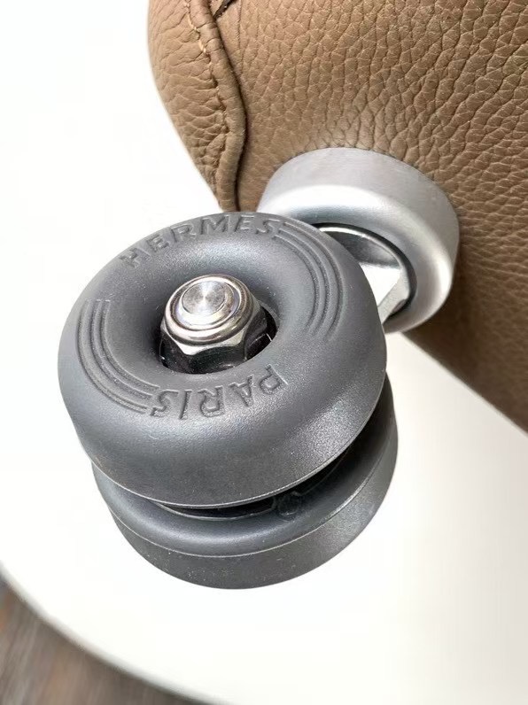 Чемодан Hermes Cabin Suitcase