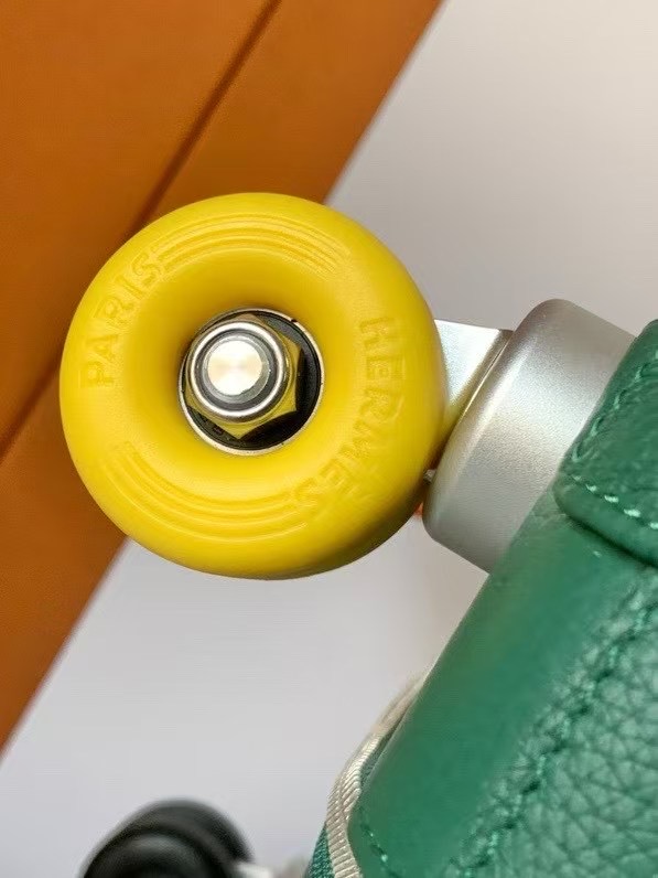 Чемодан Hermes Cabin Suitcase