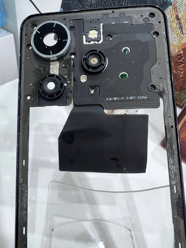 Tecno spark 20 pro (средняя часть) оригинал с разбора серебро