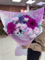 Букет из хризантем с герберами