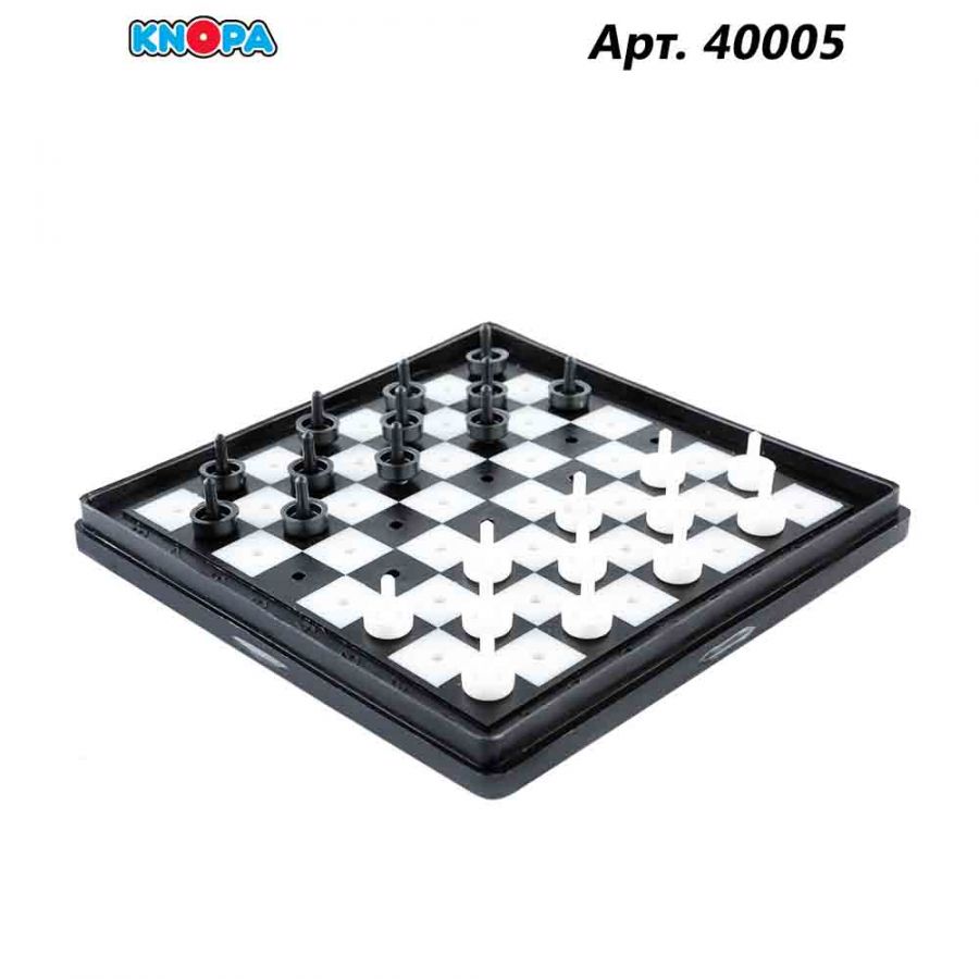 Игра комбинированная: шахматы, шашки.