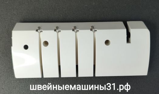 Панель с пазами для ниток для китайских оверлоков.    Цена 350 руб.