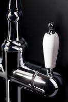 Однорычажный смеситель на горизонтальную поверхность для кухонной мойки Boheme Kitchen 101 схема 3