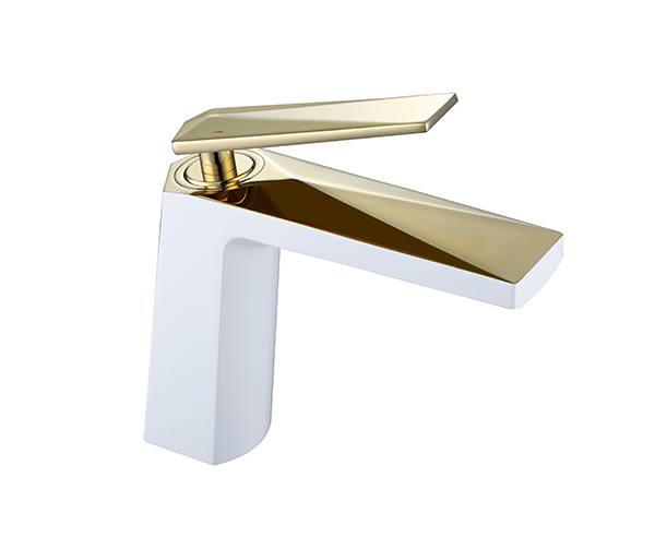 Однорычажный смеситель на горизонтальную поверхность для раковины Boheme Venturo 381 ФОТО