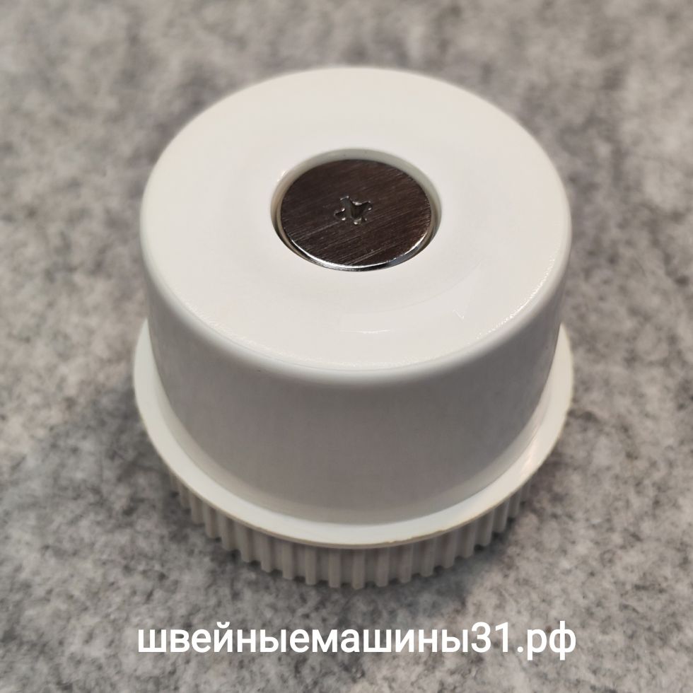 Маховое колесо TOYOTA 354, 355, 3334, 3335. Количество зубьев 54; диаметр отверстия под вал 8 мм; высота 43 мм      цена 990 руб.