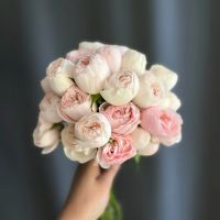 Букет невесты из кустовых роз
